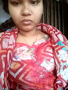 Snapshot of SumonaMoni chatting on March 3, 2026, 4:41 am SumonaMoni online show from March 3, 2026, 4:41 am