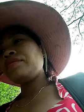 Mizu-hotshow online show from April 6, 2026, 1:45 am