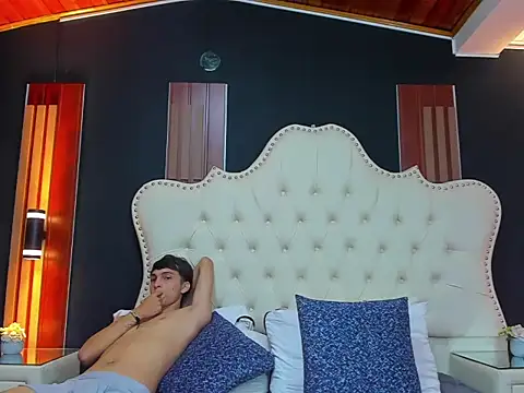 Snapshot of AnnyANDnoah chatting on February 28, 2026, 1:00 pm AnnyANDnoah online show from February 28, 2026, 1:00 pm