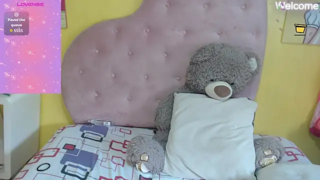 Snapshot of Sophiiee_Gray chatting on May 28, 2026, 3:07 pm Sophiiee Gray online show from May 28, 2026, 3:07 pm