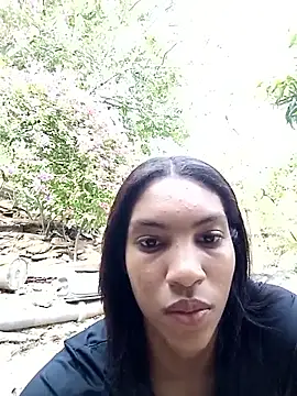 ginevere 20 online show from April 4, 2026, 9:43 pm