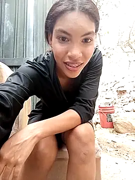 ginevere 20 online show from April 11, 2026, 8:12 pm