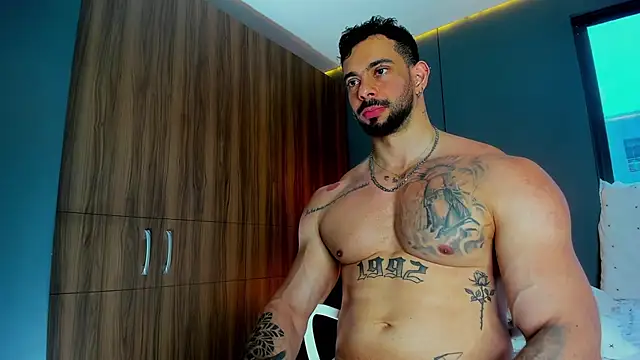 massimo visconti online show from April 9, 2026, 4:13 pm