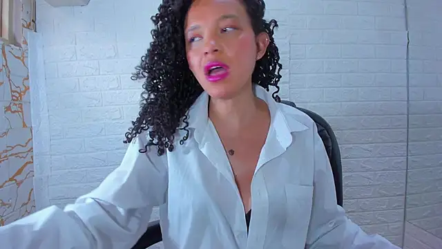 Jazlin  online show from March 10, 2026, 12:53 pm