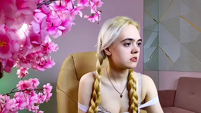 Bambi Bloom online show from March 4, 2026, 5:15 am