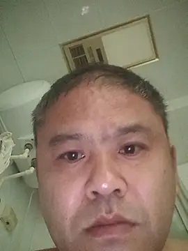 wanggang880903 online show from April 14, 2026, 10:59 pm