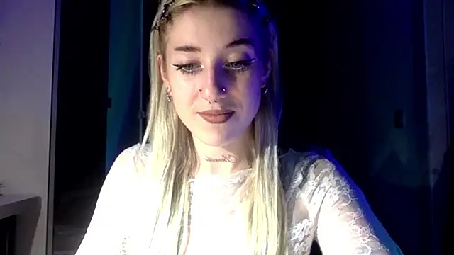 Snapshot of EmmyWet chatting on March 25, 2026, 8:30 pm EmmyWet online show from March 25, 2026, 8:30 pm