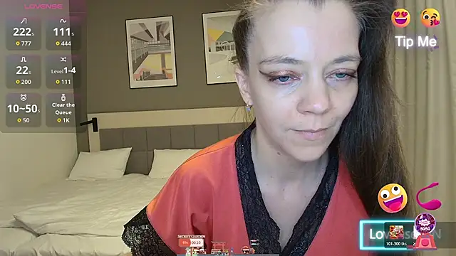Snapshot of Yana-XX chatting on May 2, 2026, 12:21 pm Yana-XX online show from May 2, 2026, 12:21 pm