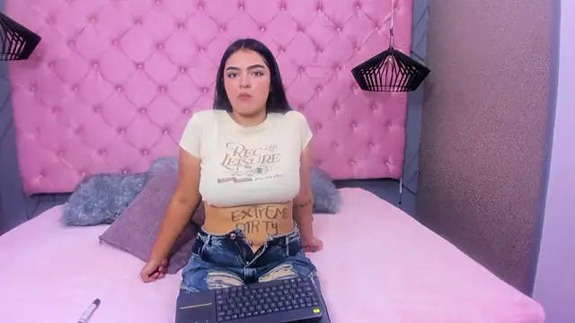 SARA HORNY- online show from March 28, 2026, 3:29 am