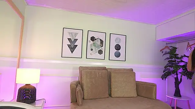 MandyCollins online show from March 26, 2026, 11:41 am