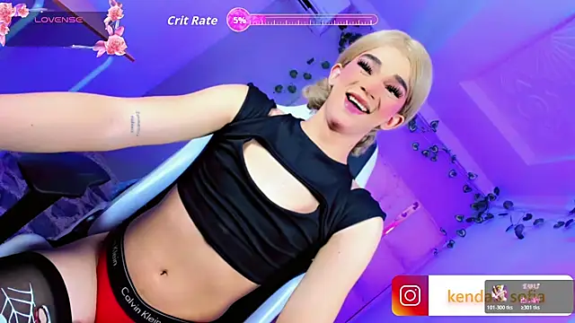 Snapshot of Sophiaa_doll_ chatting on July 22, 2026, 3:30 am Sophiaa doll online show from July 22, 2026, 3:30 am