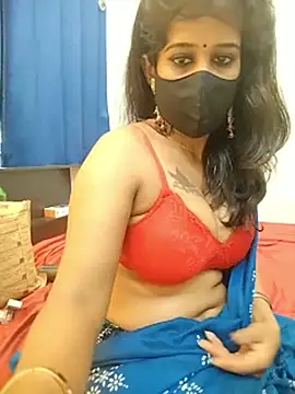 Snapshot of Tinaa_baby chatting on April 23, 2026, 5:47 am Tinaa baby online show from April 23, 2026, 5:47 am