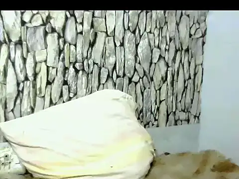 Hot queen58 online show from March 2, 2026, 2:45 am