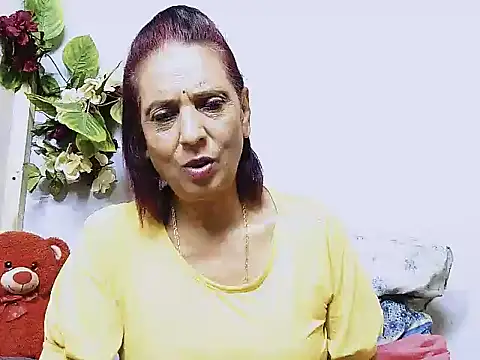Hot queen58 online show from July 9, 2026, 5:12 pm