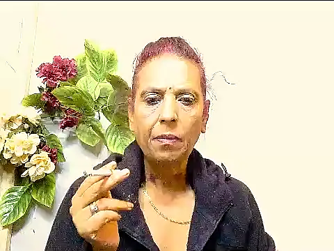 Hot queen58 online show from July 4, 2026, 7:59 am