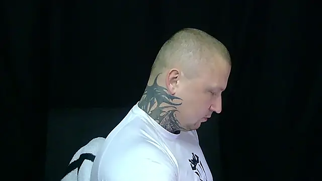 devilWithTats online show from April 19, 2026, 7:53 am
