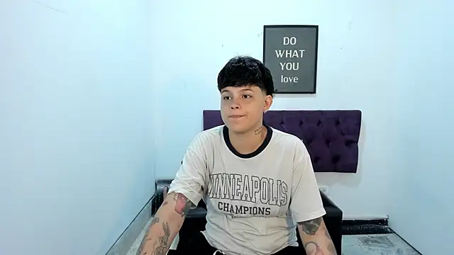 TomBoy Natali online show from March 29, 2026, 6:53 pm