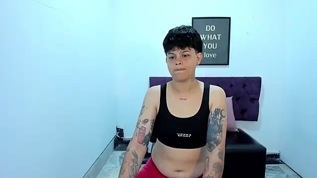 TomBoy Natali online show from April 2, 2026, 6:03 pm