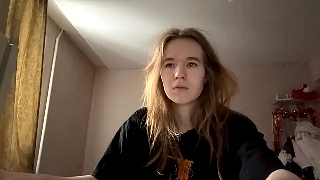 LeomaJee online show from March 3, 2026, 11:28 am