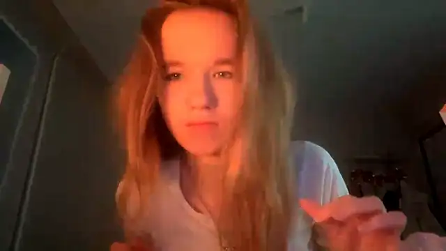 LeomaJee online show from April 15, 2026, 6:45 pm