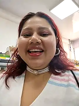 Snapshot of primrose17 chatting on April 1, 2026, 8:50 pm primrose17 online show from April 1, 2026, 8:50 pm
