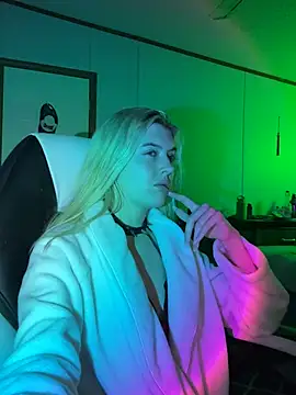 Rainsworld420 online show from April 5, 2026, 4:30 am