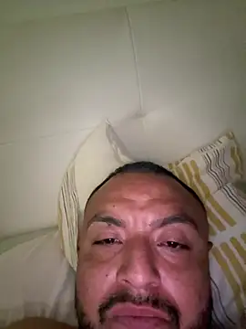 alexandeerr1986 online show from July 21, 2026, 12:39 pm