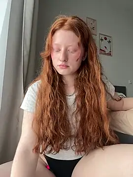 gingerlatte online show from April 4, 2026, 8:54 am