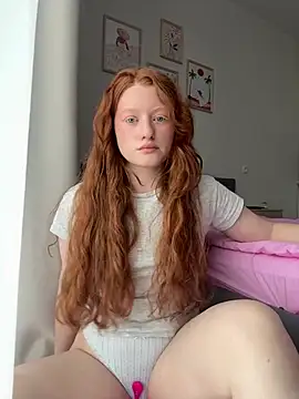 gingerlatte online show from April 10, 2026, 8:43 am