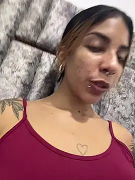 Snapshot of VioletaHills_ chatting on June 12, 2026, 4:10 am VioletaHills online show from June 12, 2026, 4:10 am