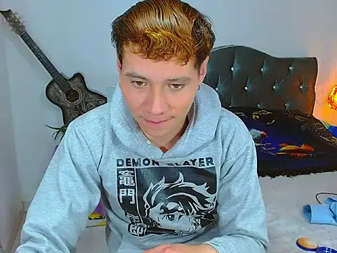  Santi2 online show from April 23, 2026, 2:51 am