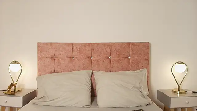 Gald Hardy online show from April 8, 2026, 7:37 pm