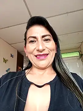 Lucia Rios online show from March 18, 2026, 10:10 pm