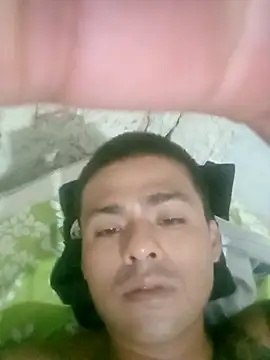 R15TNT online show from April 18, 2026, 3:09 am