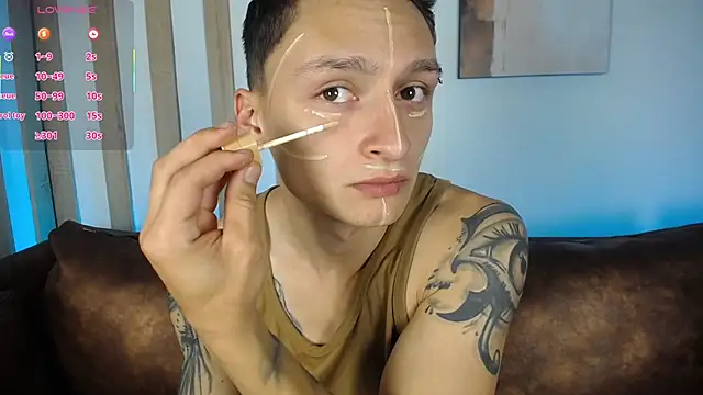 DIEGO JONES online show from June 19, 2026, 1:06 pm