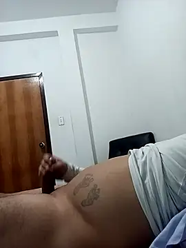 Chuoo069 online show from April 23, 2026, 9:49 am