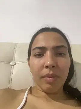 allyson-cute03 online show from March 5, 2026, 1:13 am