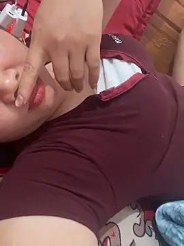 Snapshot of E-ll-A01 chatting on March 3, 2026, 2:13 pm E-ll-A01 online show from March 3, 2026, 2:13 pm