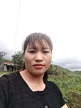 Lilinn  online show from February 28, 2026, 4:12 am