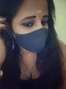 Snapshot of Tamil_Rani- chatting on May 23, 2026, 5:45 pm Tamil Rani- online show from May 23, 2026, 5:45 pm