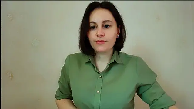 Inessa beauty online show from April 18, 2026, 4:48 am