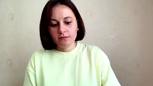 Snapshot of Inessa_beauty chatting on February 28, 2026, 11:32 am Inessa beauty online show from February 28, 2026, 11:32 am