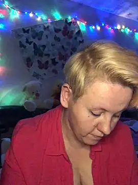 SofiaAmour online show from April 9, 2026, 8:04 pm