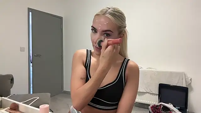 Naughtyblondex online show from April 2, 2026, 12:12 pm