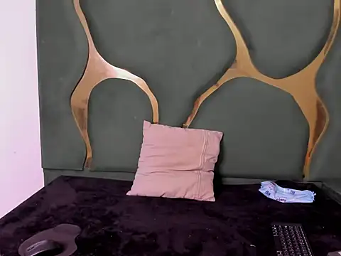 Snapshot of khalyasm chatting on March 30, 2026, 12:50 pm khalyasm online show from March 30, 2026, 12:50 pm