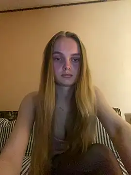 LunaVey online show from April 7, 2026, 5:48 pm