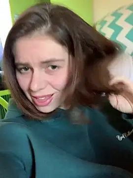 Snapshot of VelvetChloe chatting on March 3, 2026, 12:12 pm VelvetChloe online show from March 3, 2026, 12:12 pm