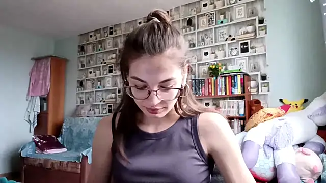 JInaMillsap online show from April 14, 2026, 9:03 am