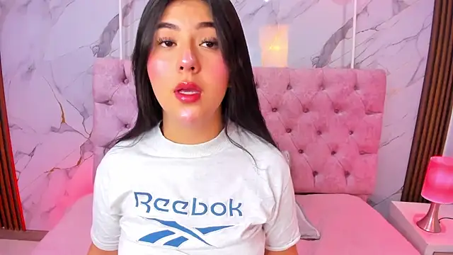 AbrilQuintana  online show from March 12, 2026, 11:36 am