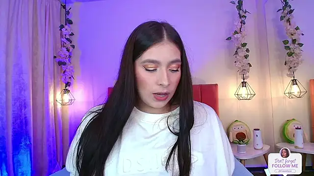 Caandace online show from March 7, 2026, 7:19 pm